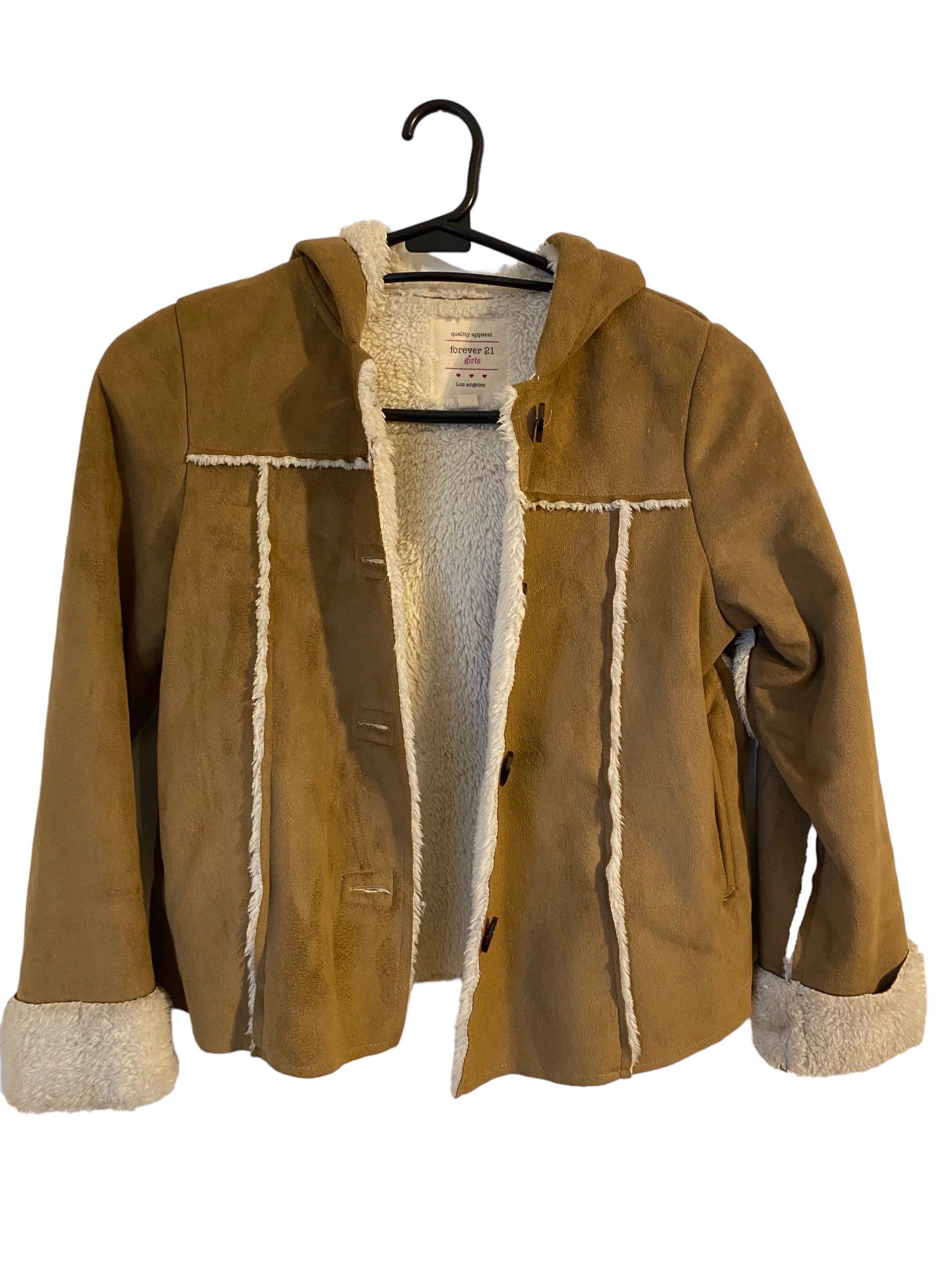 Abrigo Forever 21