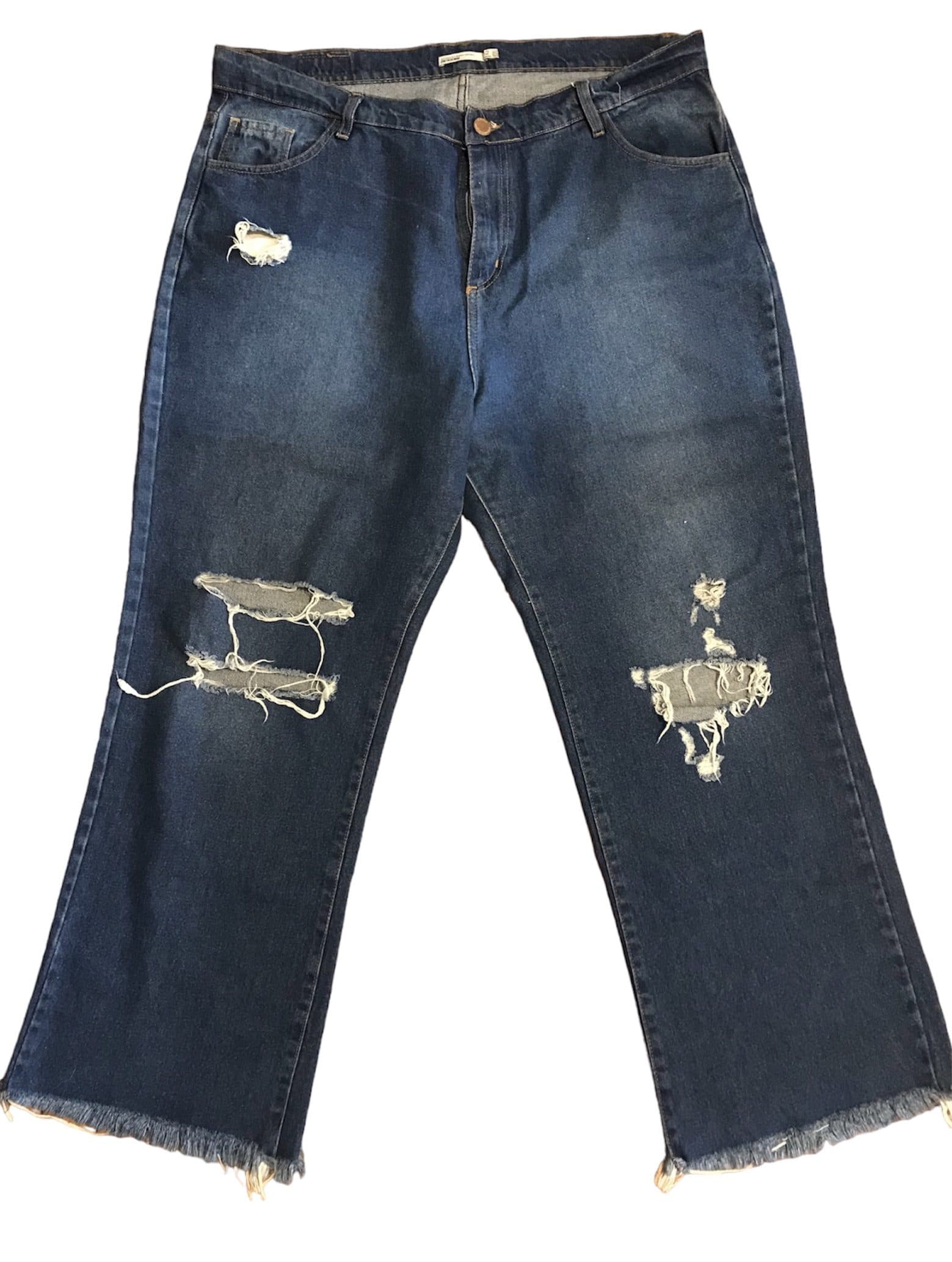 Denim con rotos talle 52