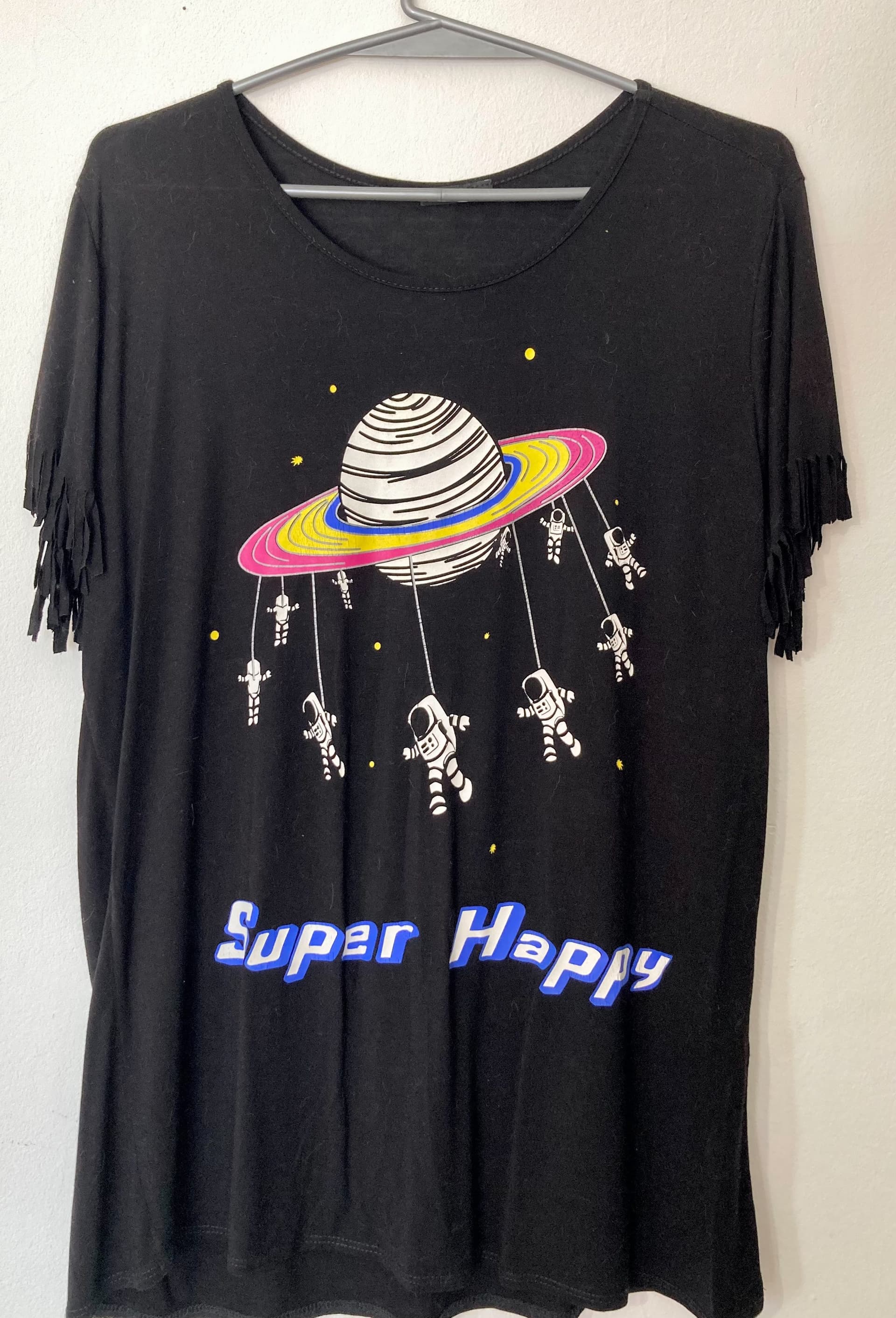 Remera negra astronauta